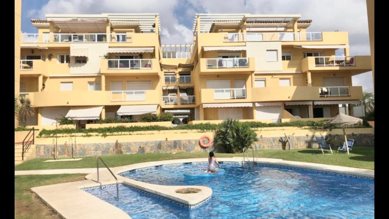 Beachfront Apartment In Ла-Кала-де-Міхас Екстер'єр фото