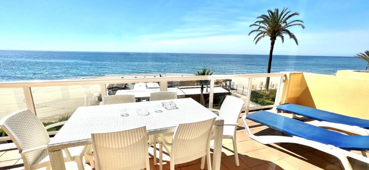 Beachfront Apartment In Ла-Кала-де-Міхас Екстер'єр фото